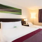 Business 3 image HOLIDAY INN SLOUGH - WINDSOR Wedding Venues in Slough Be
