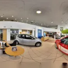 Business 38 image LEEDS VOLKSWAGEN Car Dealers in Leeds We