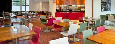 Business 3 image HOLIDAY INN EXPRESS LONDON - CITY, AN IHG HOTEL Wedding Venues in London Gr
