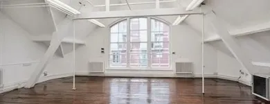 Business 4 image WORKSPACE | CHINA WORKS Business Centres in London Gr