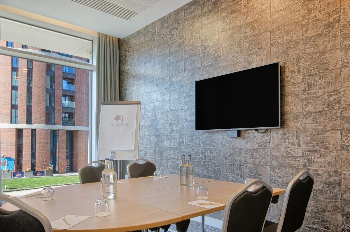 Business 2 image DOUBLETREE BY HILTON HOTEL LEEDS CITY CENTRE
