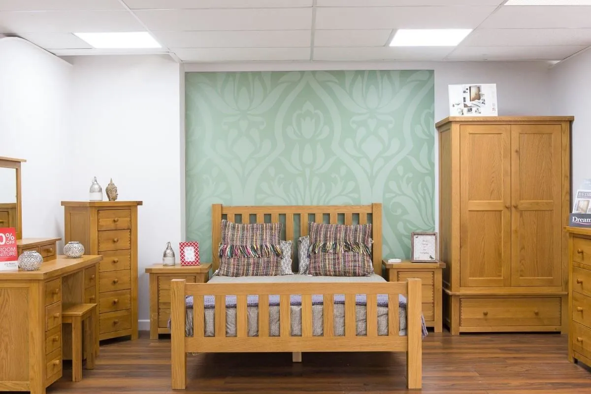 Business 1 image DREAMS COVENTRY