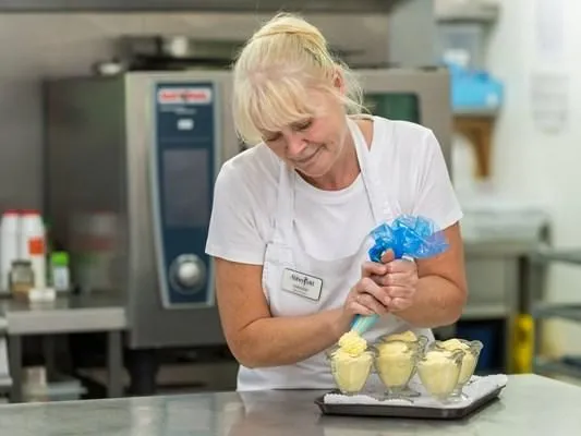 Business 6 image JIM GILLESPIE HOUSE